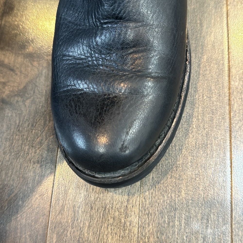 FRYE women’s bootie, size 6 - Picture 13 of 16